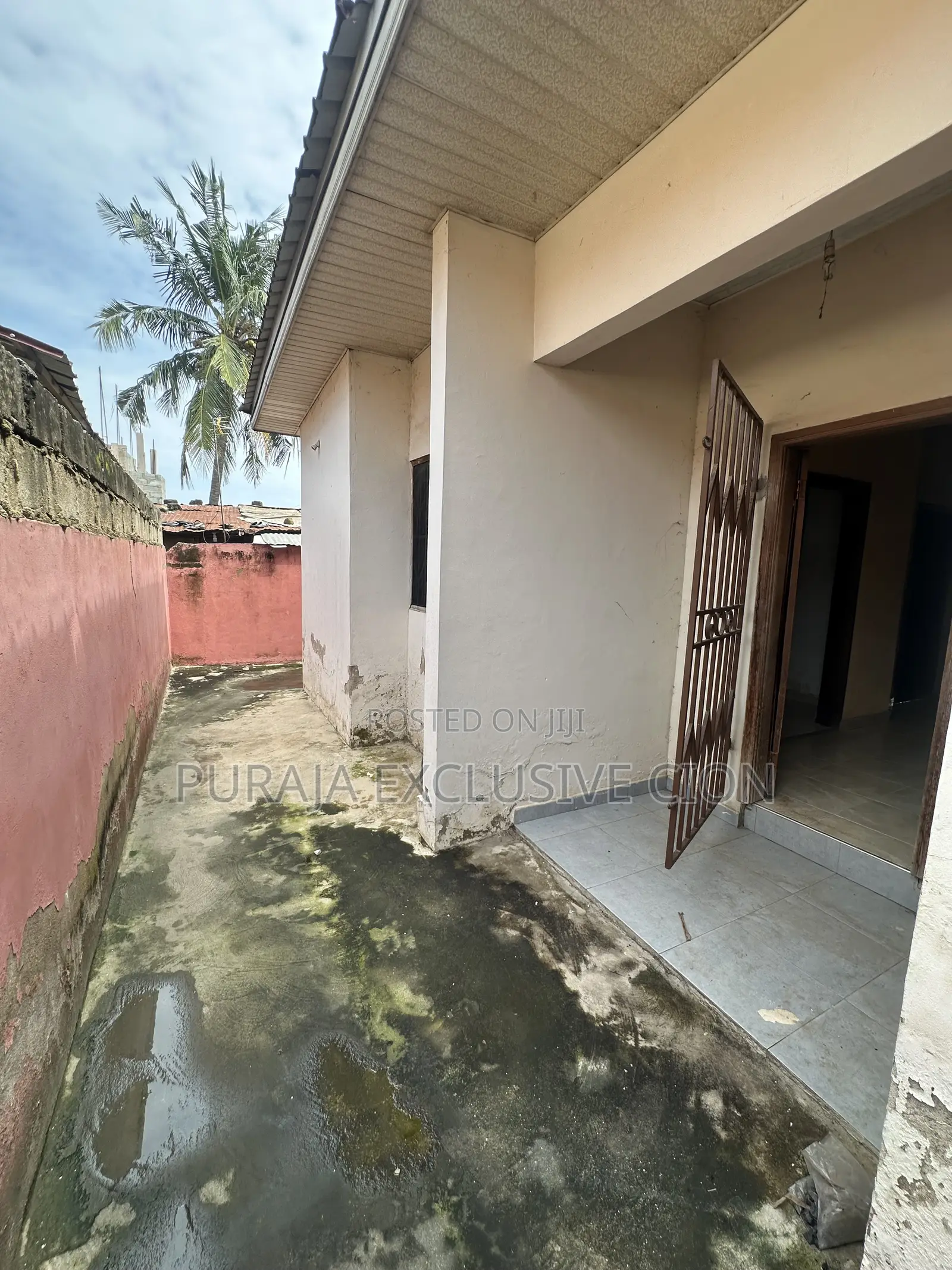 2bdrm Apartment in Weija, Choice, Old Barrier for rent
