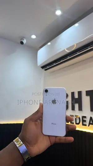 Apple iPhone XR 128 GB White
