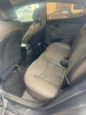 Hyundai Elantra GLS Sedan FWD (1.8L 4cyl 6A) 2013 Gray