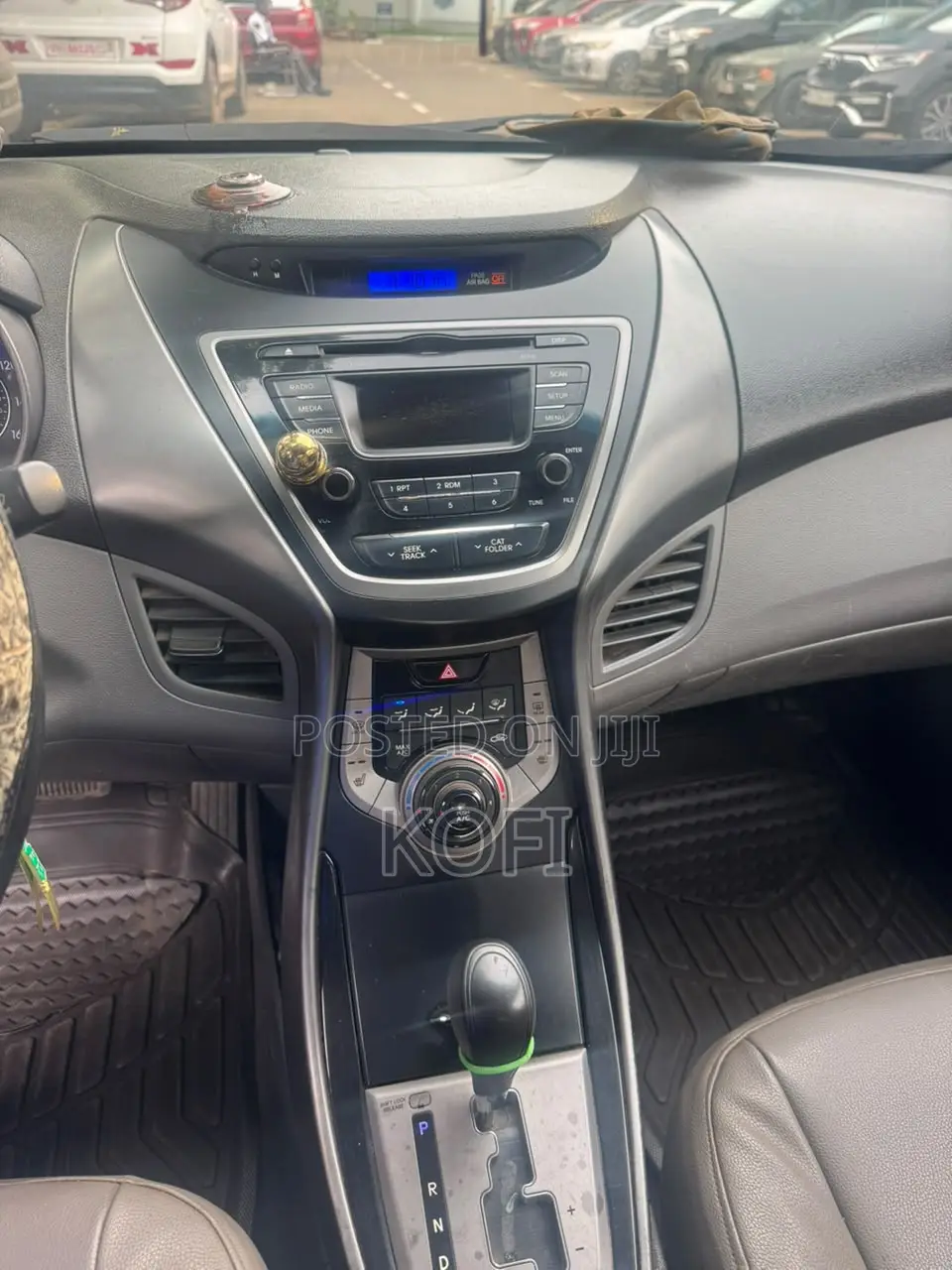 Hyundai Elantra GLS Sedan FWD (1.8L 4cyl 6A) 2013 Gray