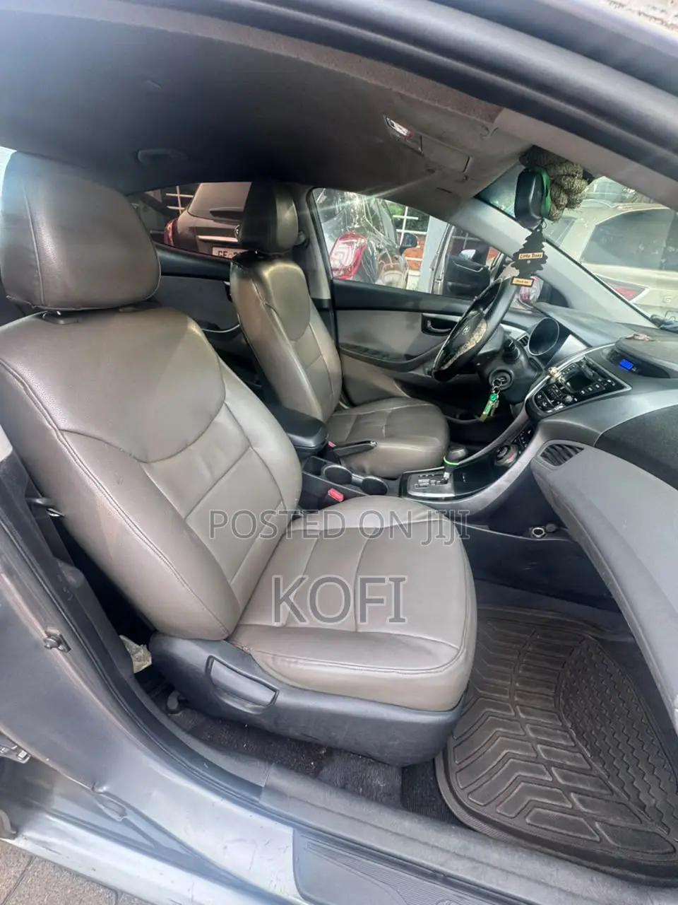 Hyundai Elantra GLS Sedan FWD (1.8L 4cyl 6A) 2013 Gray