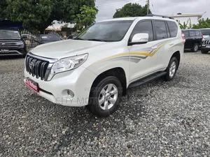 Toyota Land Cruiser Prado 2017 White
