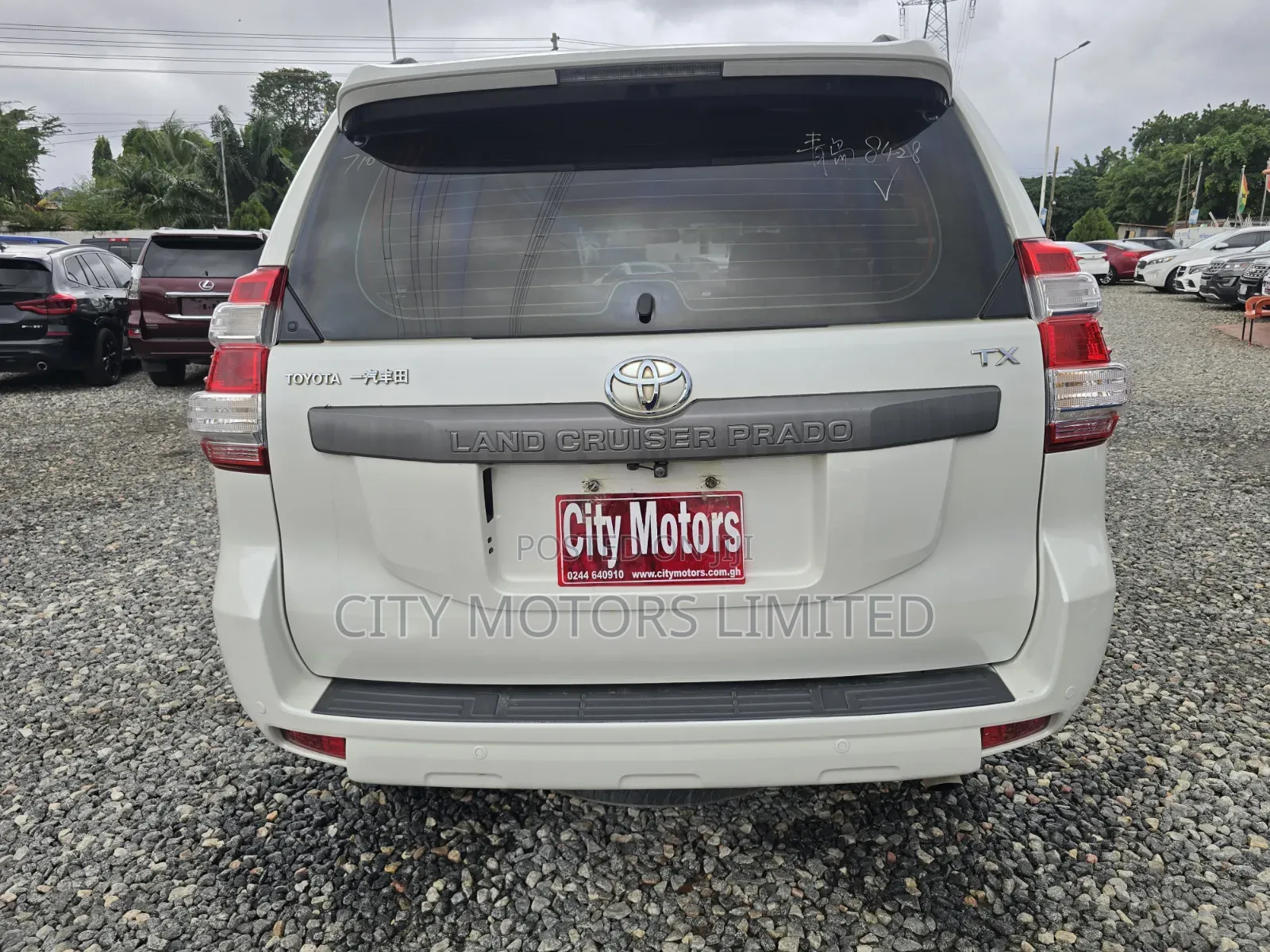 Toyota Land Cruiser Prado 2017 White