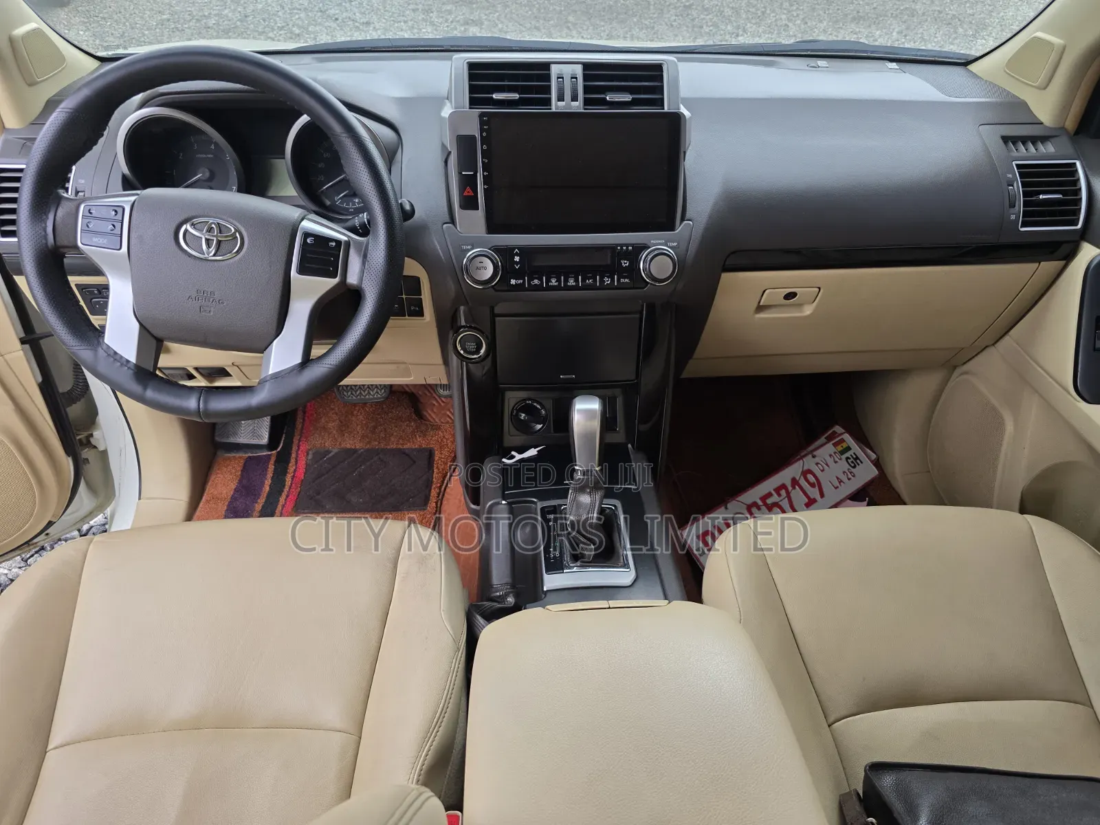 Toyota Land Cruiser Prado 2017 White