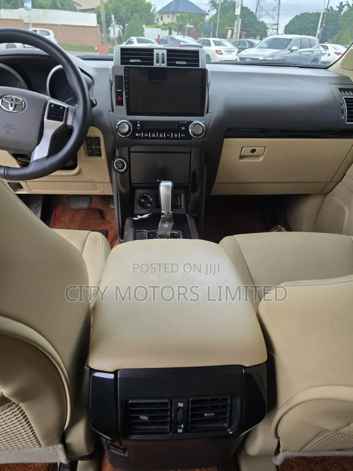 Toyota Land Cruiser Prado 2017 White
