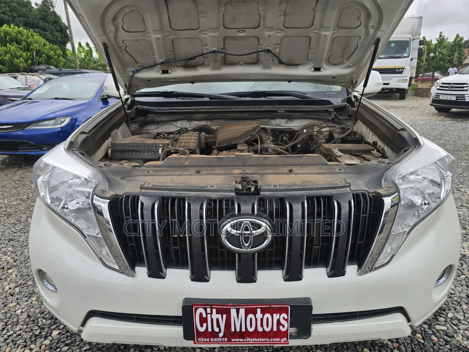 Toyota Land Cruiser Prado 2017 White