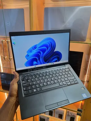 Laptop Dell Latitude 7390 8GB Intel Core i5 SSD 256GB