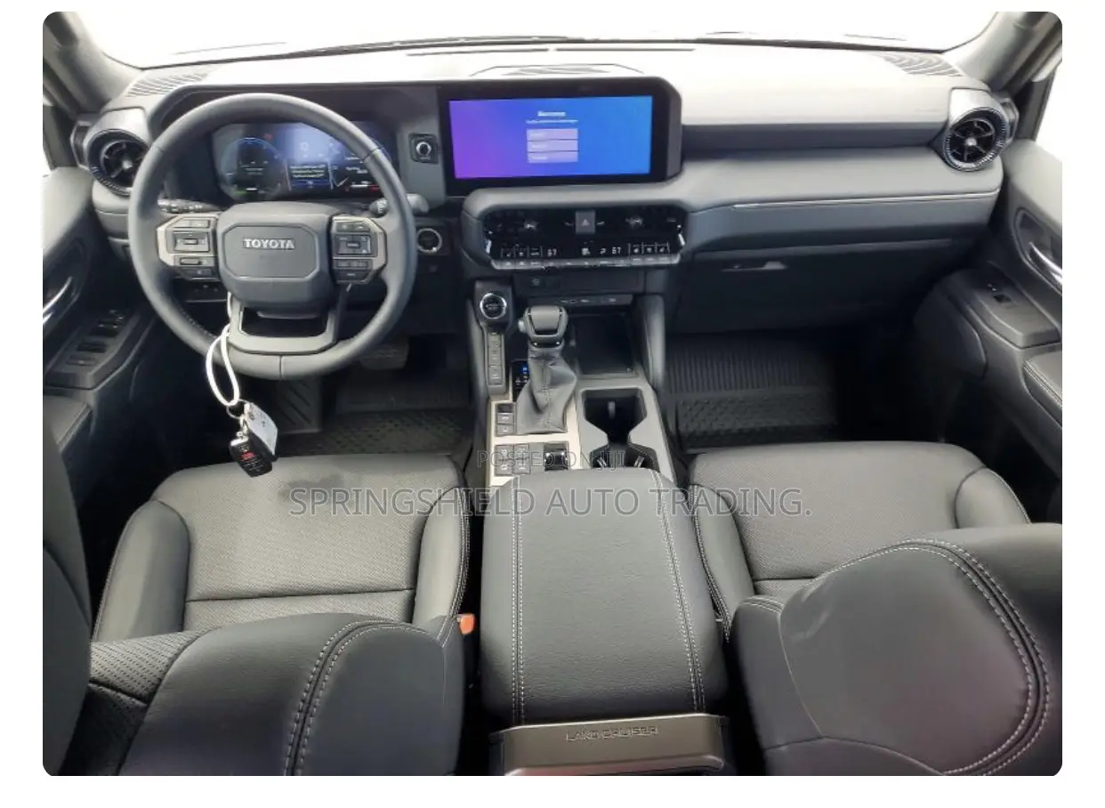 Toyota Land Cruiser 2026 White