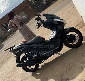 Honda 2025 Black