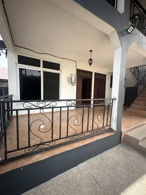 2bdrm Apartment in Weija, Choice, Old Barrier for rent