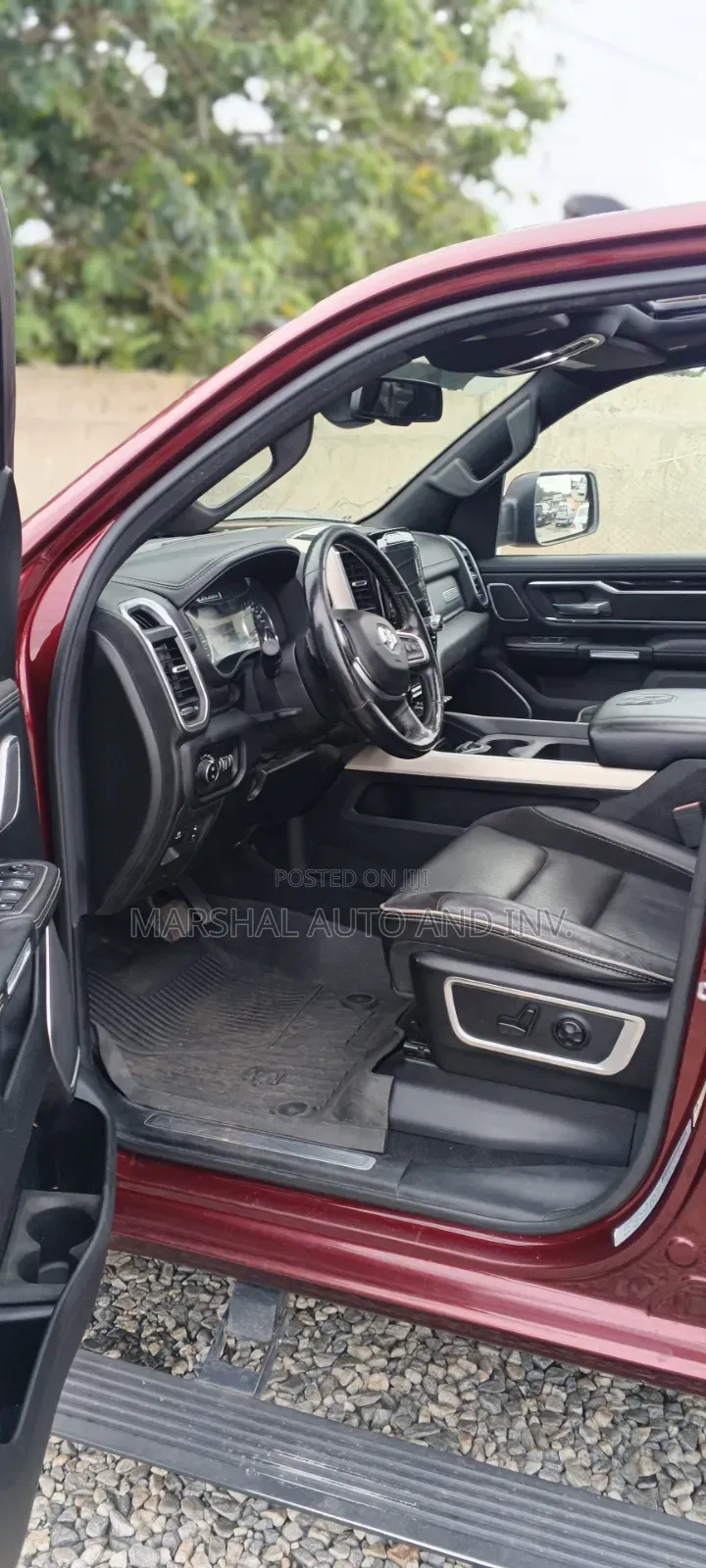 RAM 1500 2019 Burgundy
