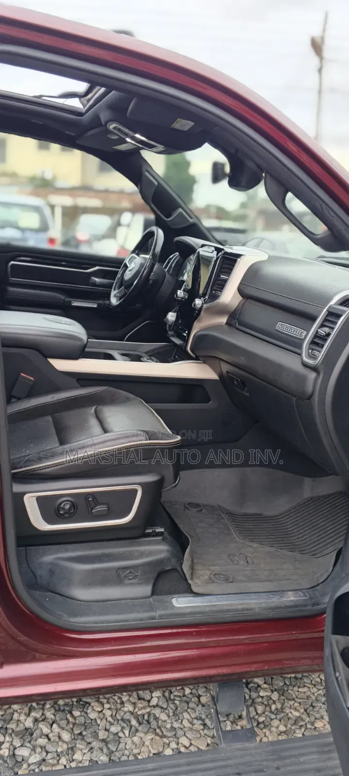 RAM 1500 2019 Burgundy