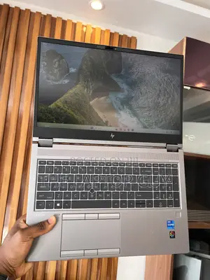 Laptop HP ZBook Firefly G8 16GB Intel Core i5 SSD 256GB