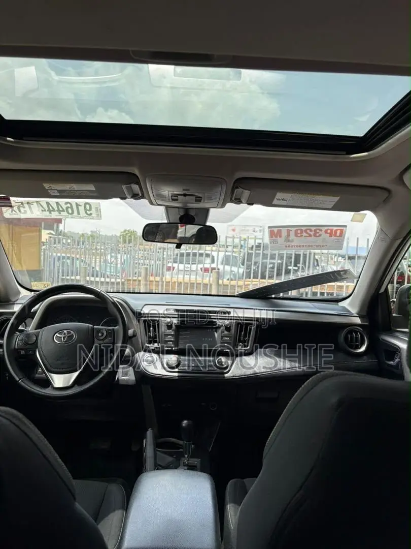 Toyota RAV4 2018 White