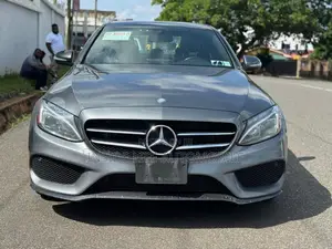 Mercedes-Benz C300 2017 Gray
