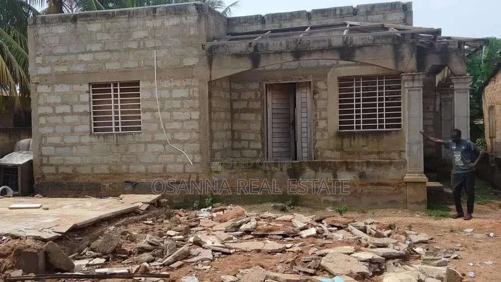 Plot of Land at Amrahia Very Nice Location