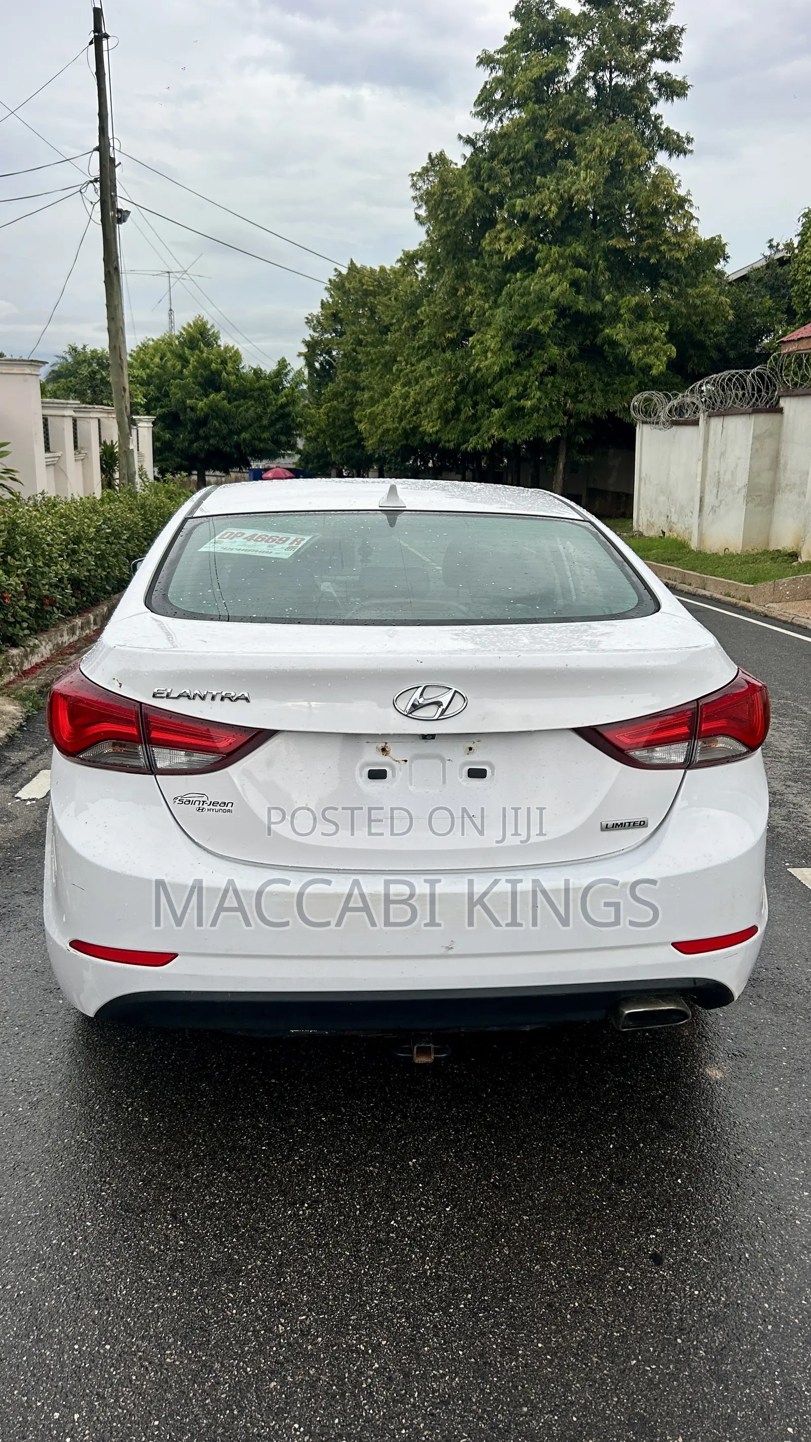 Hyundai Elantra Limited 4dr Sedan (1.8L 4cyl 6A) 2015 White