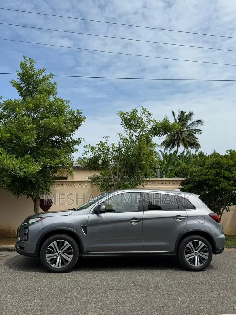 Mitsubishi Outlander Sport 2021 Silver