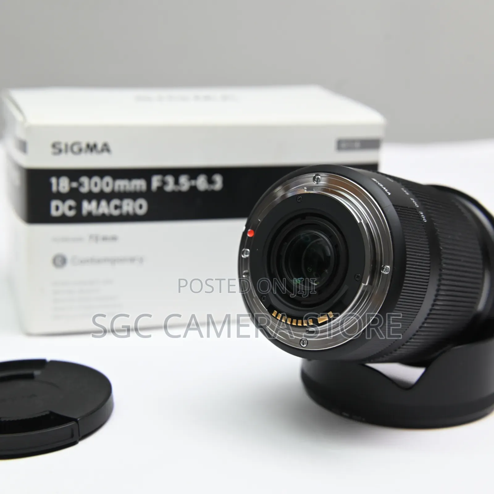 Sigma 18-300mm F3.5-5.6 Dc Macro Lens // Canon Ef // Opened Box