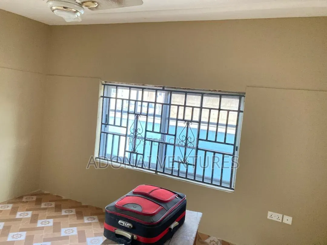 3bdrm Apartment in Sokoban Ampayoo, Kumasi Metropolitan for rent