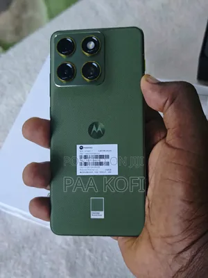 New Motorola Edge 70 5G 256 GB Green