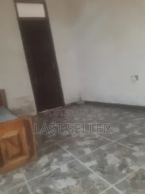 4bdrm Shared Apartment in Sarpong, Adam Nana for rent