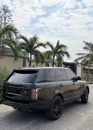 Land Rover Range Rover Vogue 2019 Black