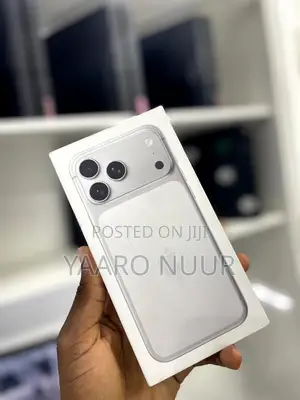 New Apple iPhone 17 Pro Max 256 GB Silver