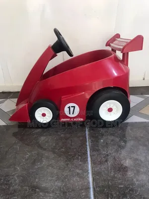 Radio Flyer Grow With Me Race, Kids Battery Powered and Remote Control