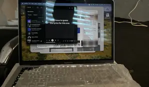 Laptop Apple MacBook Pro 2022 M2 8GB Apple M2 SSD 512GB