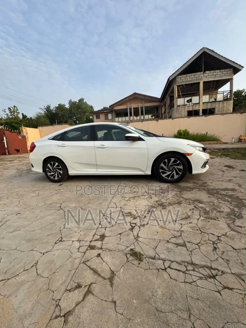 Honda Civic EX 4dr Sedan (1.5L 4cyl) 2016 White