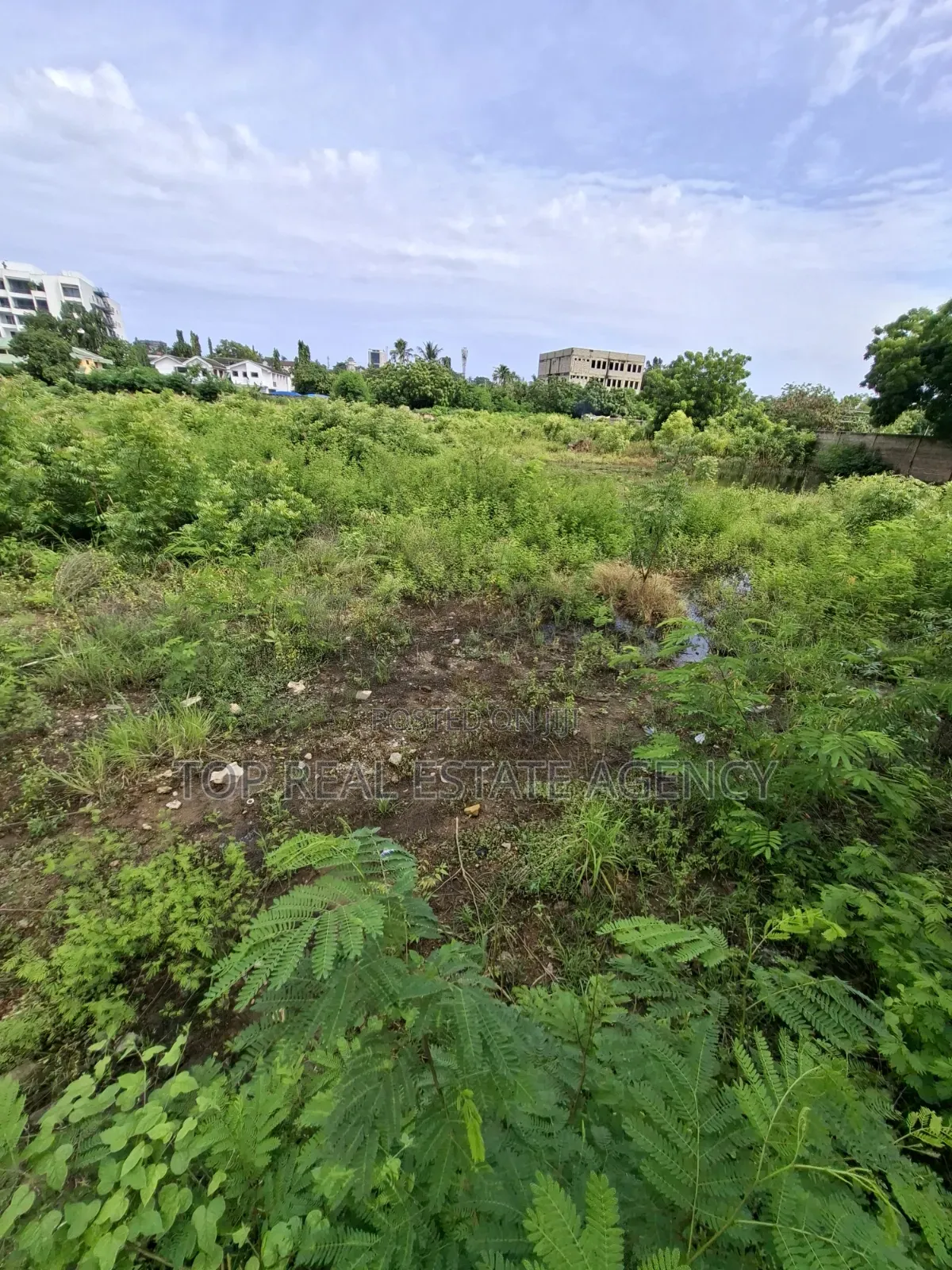 Plots of Land for Sale at Airport West Road Side
