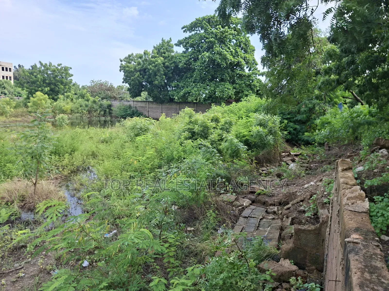 Plots of Land for Sale at Airport West Road Side