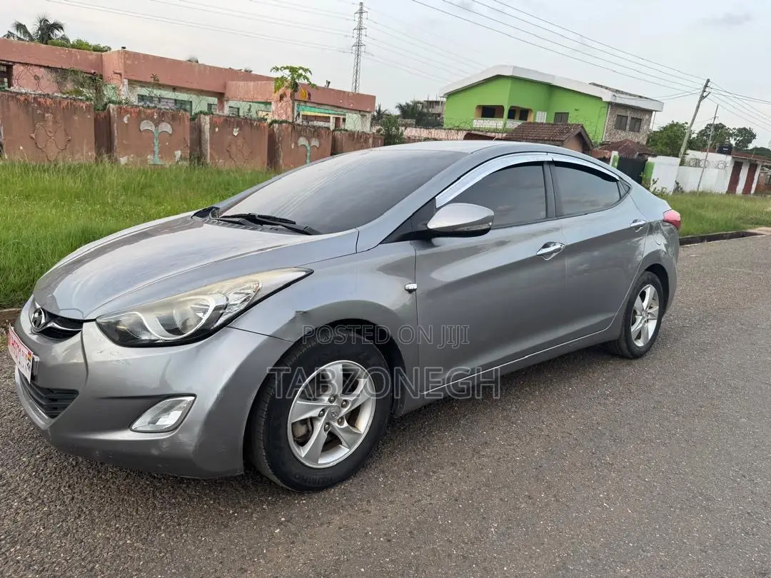 Hyundai Elantra SE 4dr Sedan (1.8L 4cyl 6M) 2014 Silver