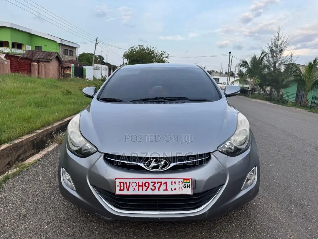 Hyundai Elantra SE 4dr Sedan (1.8L 4cyl 6M) 2014 Silver
