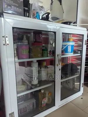 Show Case (Glass Display)