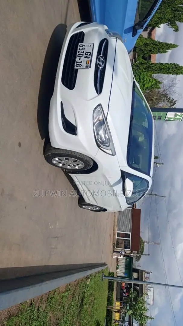 Hyundai Accent 2013 White