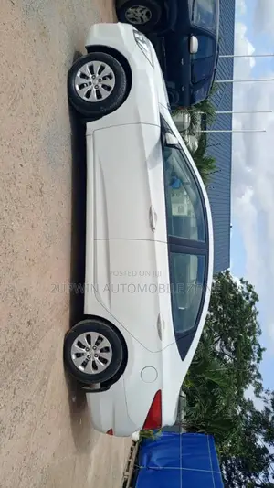 Hyundai Accent 2013 White