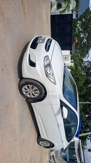 Hyundai Accent 2013 White