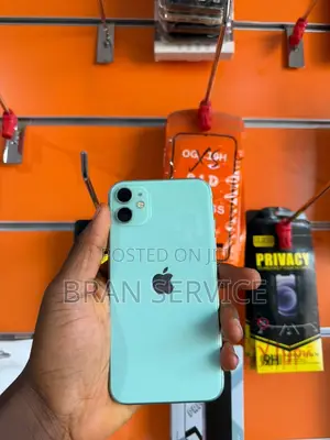 New Apple iPhone 11 128 GB Blue