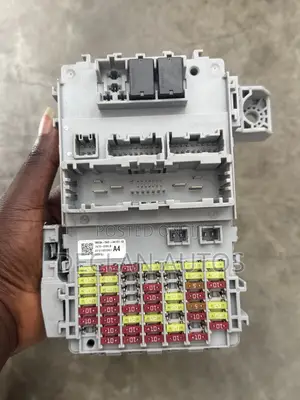 2023 2024 Honda Cr-v Ex-L Interior Cabin Fuse Box Control Module