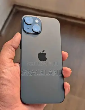 New Apple iPhone 15 128 GB Black