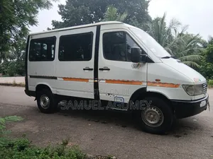 Mercedes-Benz Sprinter 1998 White
