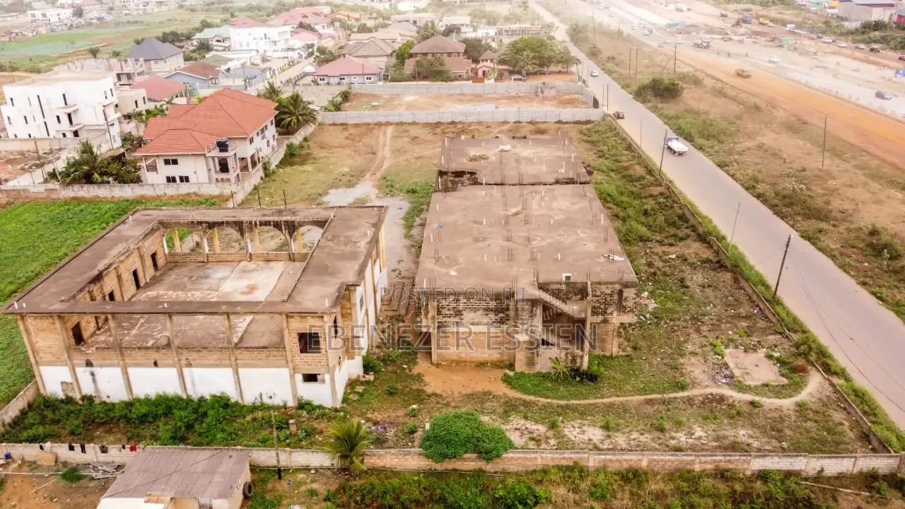 Roadside Land Title Registered 15 Plot at Trascaco Kings Cottage