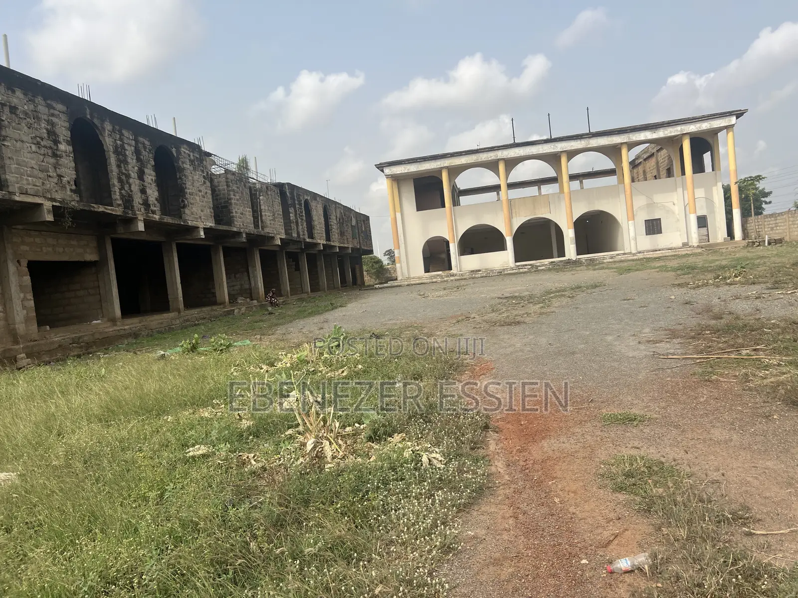 Roadside Land Title Registered 15 Plot at Trascaco Kings Cottage