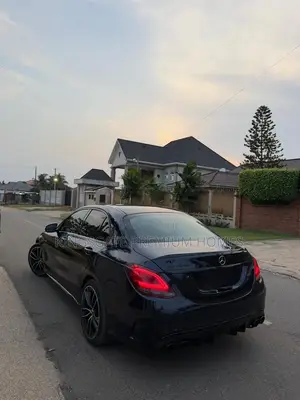 Mercedes-Benz C43 2021 Blue