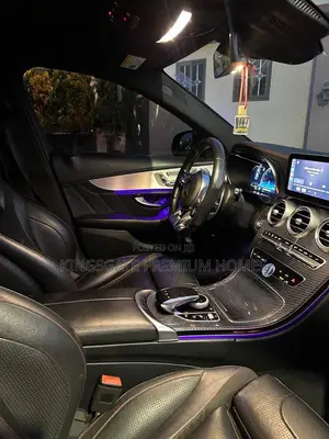 Mercedes-Benz C43 2021 Blue