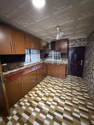 4bdrm Apartment in West Hills Mall Area for rent