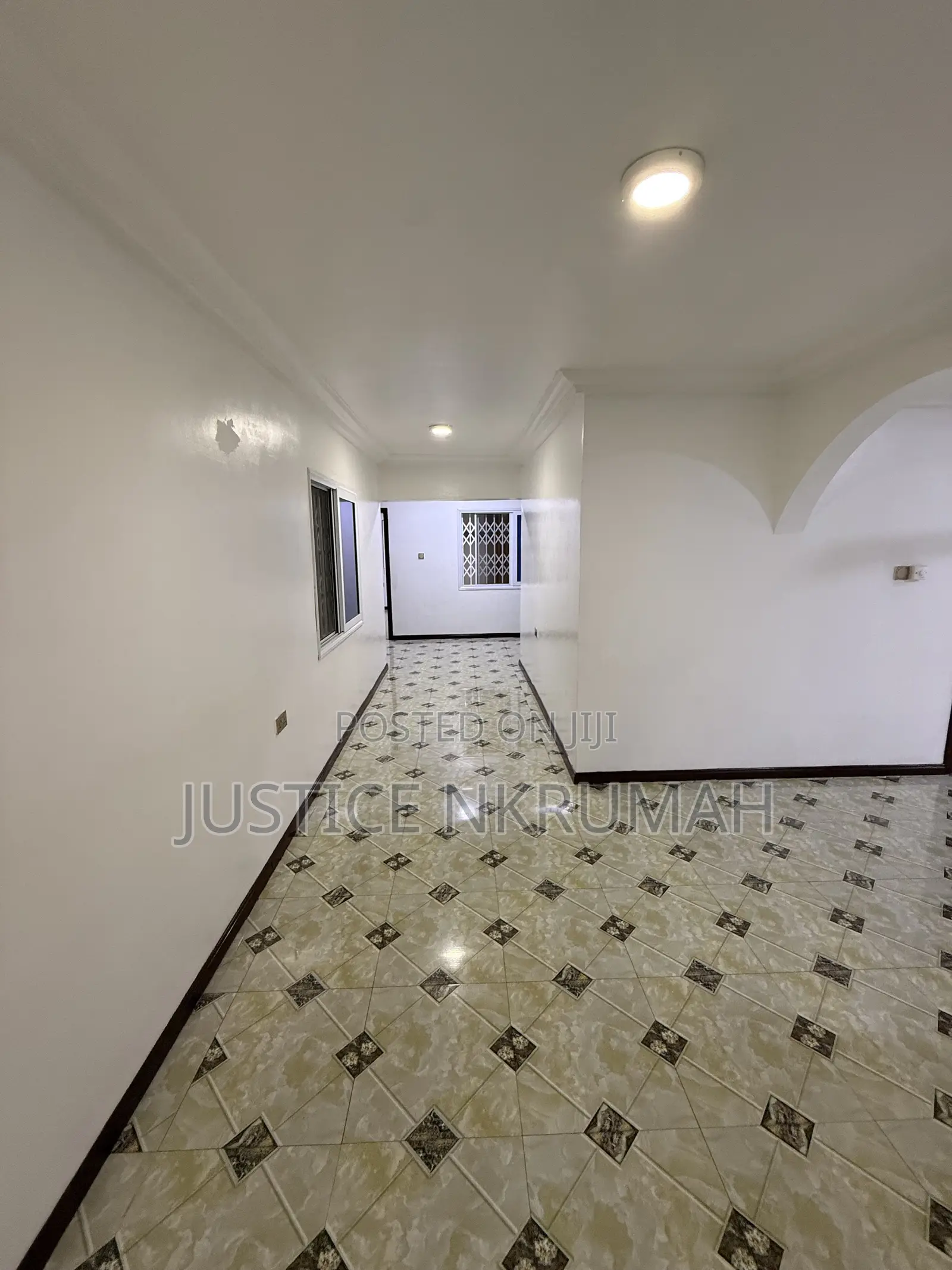 4bdrm Apartment in West Hills Mall Area for rent