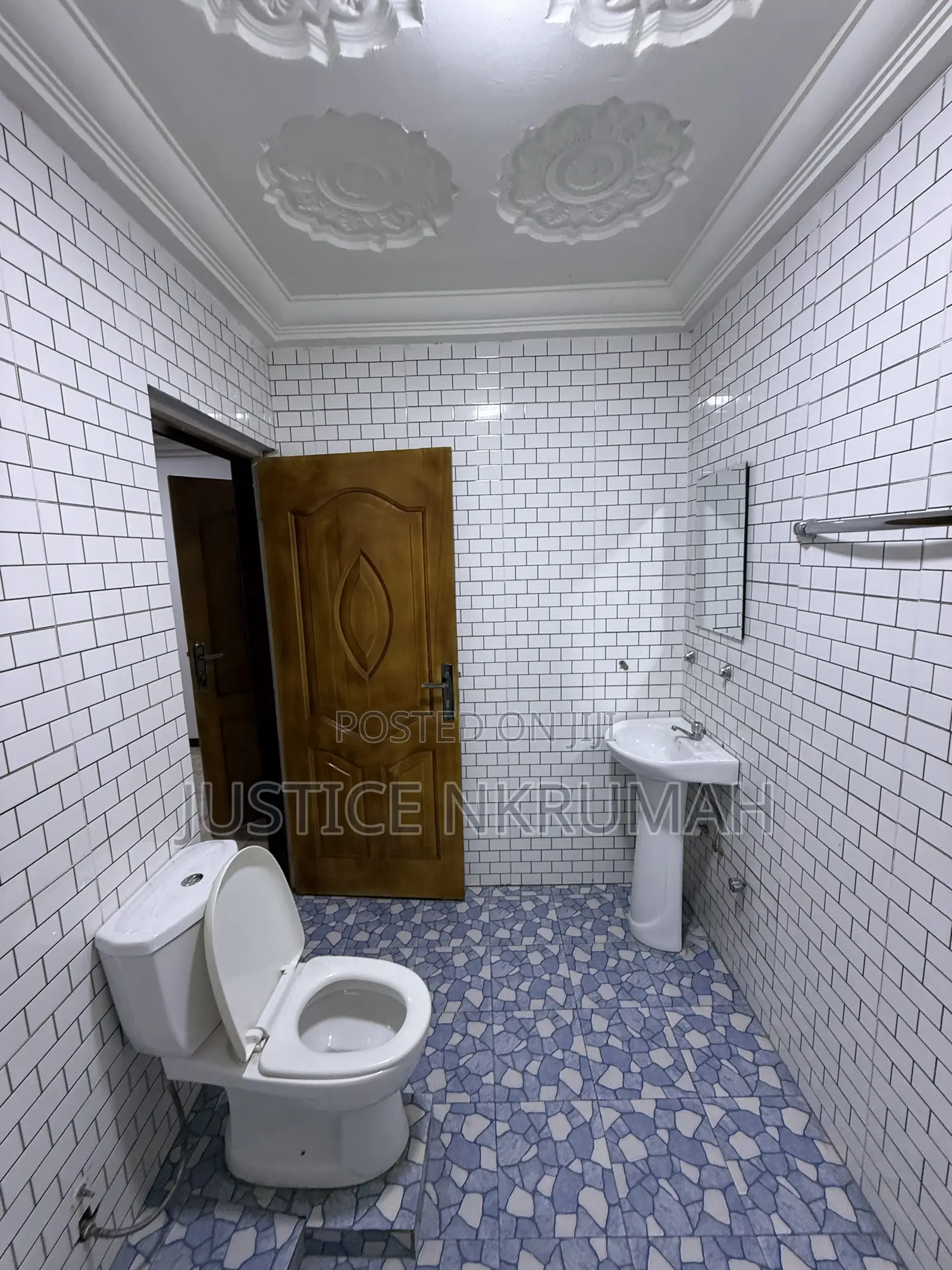 4bdrm Apartment in West Hills Mall Area for rent